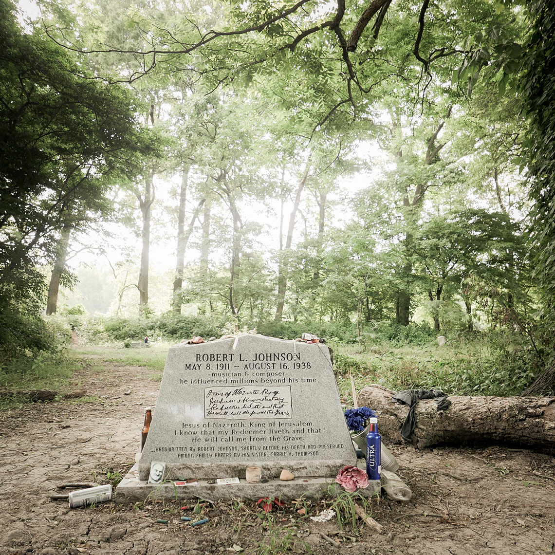W-Robert-Johnson-Grave